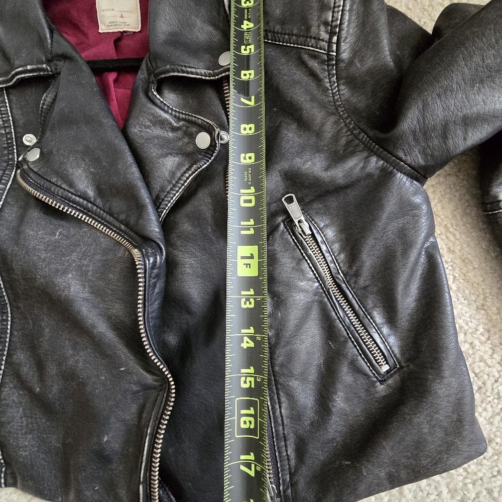 We The Free Black Distressed Women’s Faux Leather Moto Jacket Largd - Picture 9 of 9